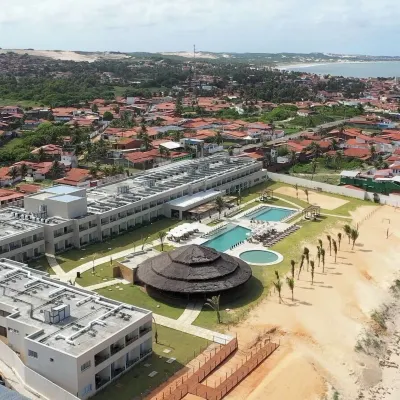 Wyndham Natal Pitangui Praia Отели рядом с достопримечательностью «Пляж Рединья»