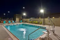 Home2 Suites by Hilton Palmdale - Pools