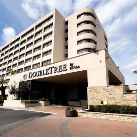 DoubleTree by Hilton Hotel Houston Hobby Airport