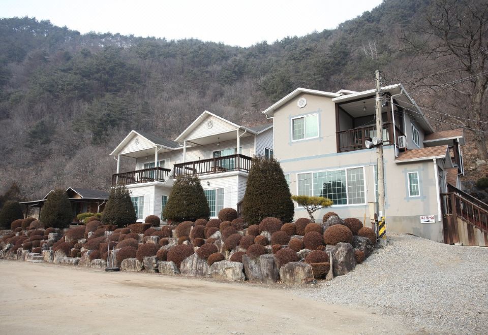 펜션 전경
