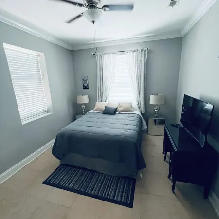 Smith Lake Condo with Pool 3bd/2bath