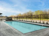 Holiday Inn Express & Suites DFW Airport Southwest - Euless by IHG Hotels in Euless