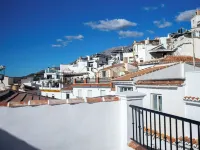 La Tienda Nueva Hotels in Competa
