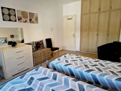Luxurious Jasmine Villa 4-Bedroom Retreat with Private Pool Hotels in 
