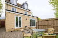 Tanzanite Ground Floor 2BR Apart Pet Friendly