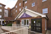 Premier Inn Hastings - parking