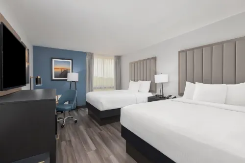 La Quinta Inn & Suites by Wyndham Dallas I-35 Walnut Hill Ln - Bintang 2