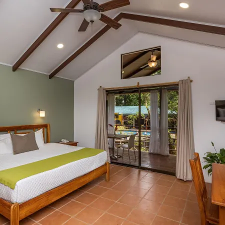 ECOTICA Boutique Hotel