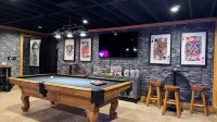 Gorgeous XL Log Cabin in Bloomington, IL! 2 Game Rooms + Hot Tub & Sauna!