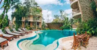 Kan Hotel Tulum - Pools