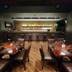 Hotel Reina Isabel - ที่มีบาร์
