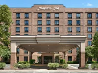 Hampton Inn Washington-Dulles Int'l Airport South Hotels in Sully