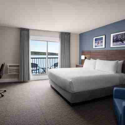 Anchor Inn and Suites Rooms