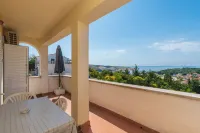 Apartments Sime - Hot Tub