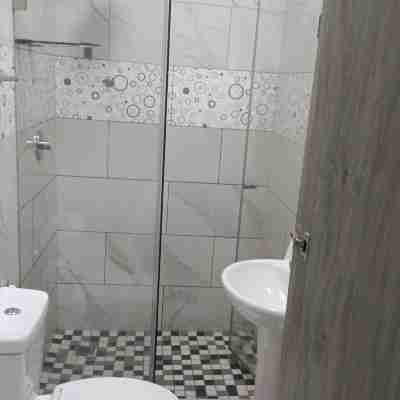 Crompton Guesthouse 786 Others