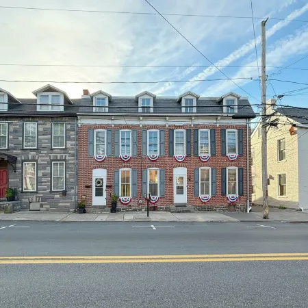 Walkable Rental in Dtwn Gettysburg: Pet-friendly!