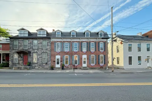 Walkable Rental in Dtwn Gettysburg: Pet-friendly!