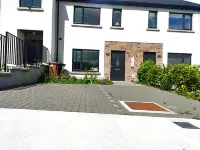 Spacious Double Room with Garden & Parking – Suitable for male or Couple のホテル