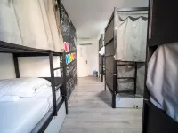 Be Happy Hostels Các khách sạn ở Nerja