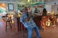 Oualie Beach Resort - Bar