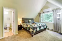 Furnished Deck and Fire Pit Poconos Outdoorsy Gem - Kylpylä