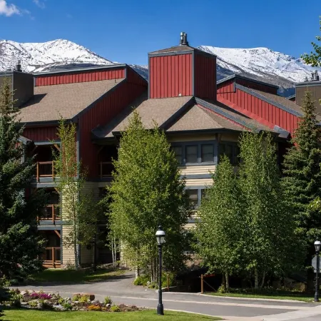 Downtown Mountain View Condo- 2 Blocks to Main St