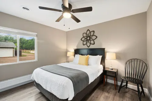 City Park Retreat Near Golf, Parks & Old Town - Alojamientos