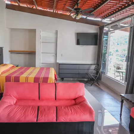 Casa Leonor