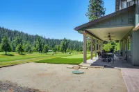 Game Room + Pool Access: Spacious Cabin in Arnold - Boutique