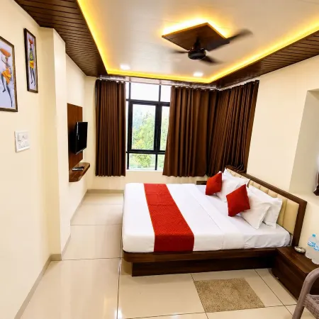 Parth Paradise Hotel