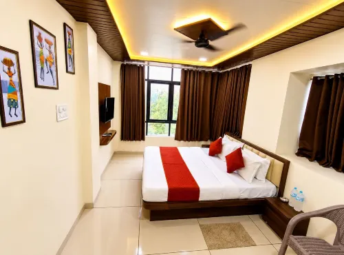 Parth Paradise Hotel - 2-Star