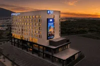 Holiday Inn Express & Suites MONTERREY SENDERO by IHG - 3-Star