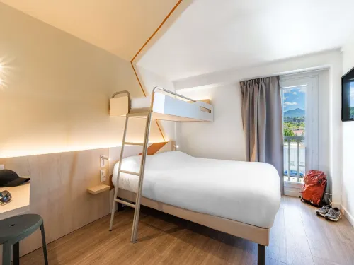 Ibis Budget Chambéry Centre-Ville - parking