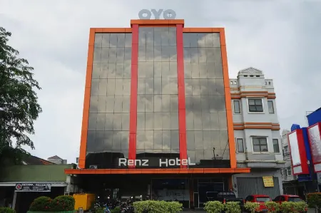 Ren'z Hotel