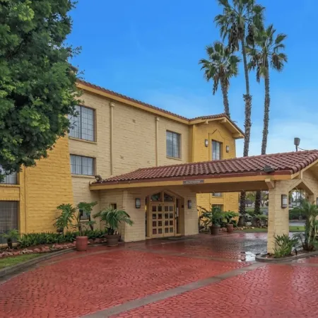 Days Inn by Wyndham San Diego Vista