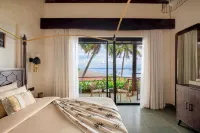 The Earth-Maison Ocean Beach Resort - 2-Star