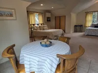 St. Croix Riverview Home...Walking Distance to Downtown Stillwater - 5つ星