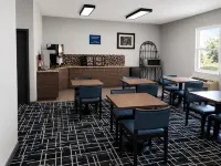 Americas Best Value Inn Knoxville Downtown North - parking