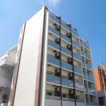 Clean Hotels in Higashimachi