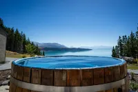 Mt Cook Lakeside Retreat - Villas