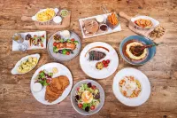 Courtyard Pilsen - breakfast