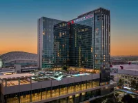 Marriott Marquis Houston Hotels near TDECU Stadium