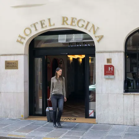 Hôtel Regina Opéra Grands Boulevards Hotels in Paris