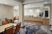 Fairfield Inn & Suites Clovis - breakfast