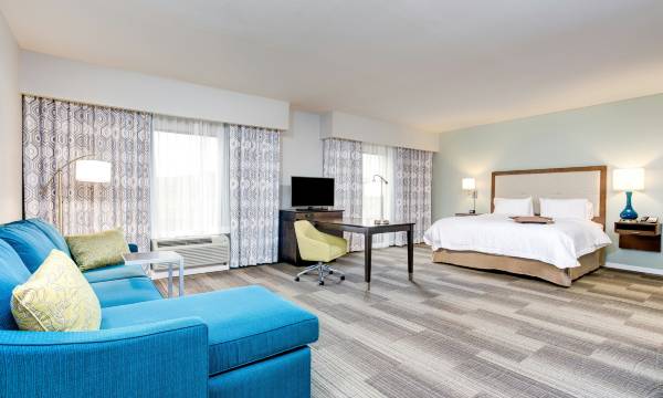 Hampton Inn & Suites Macon I-475