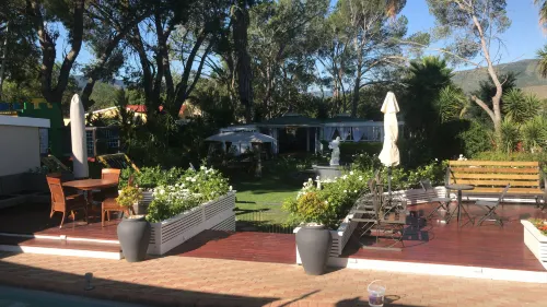 Tri-Angle B&B and Wellness Salon - parking