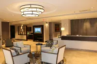 DoubleTree by Hilton Raleigh Crabtree Valley - parking
