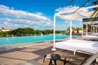 Krystal Urban Cancun & Beach Club