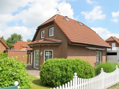 Christa (Hok110) Hotels in der Nähe von ev. luth. Heilig-Kreuz Kirche Pakens/Hooksiel