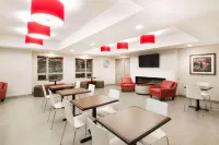 Microtel Inn & Suites by Wyndham Sudbury
